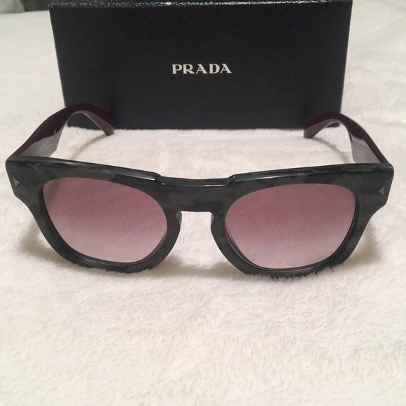 Prada Sunglasses with case main image 7